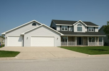 Certified repairs for garage doors in Laurel Ridge Round Rock